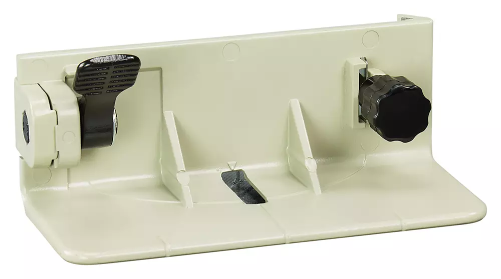 Montaje de la gu&iacute;a de &aacute;ngulo MAKITA 122473-8