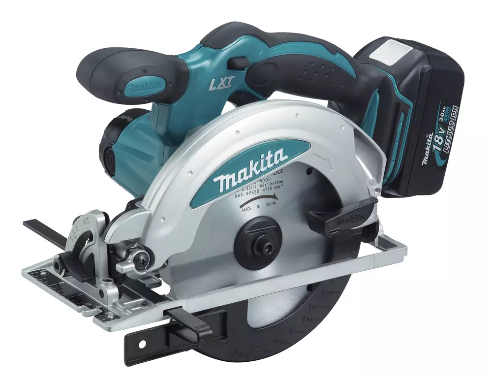 Sierra circular LXT&reg;  18V&middot; 3.700 min-&sup1; &middot; 165 mm MAKITA DSS610ZJ