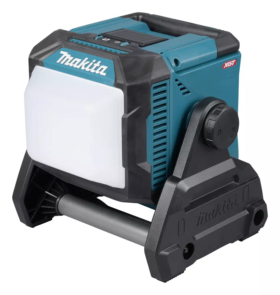 Foco de trabajo XGT&reg;  40Vm&aacute;x &middot; 900 - 3.600 lm MAKITA ML005GX