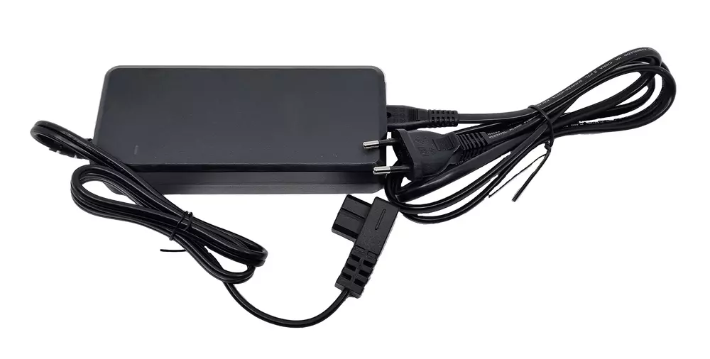 Adaptador de corriente AC MAKITA WL00000313